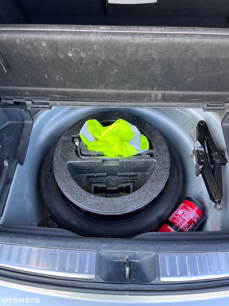 Toyota Avensis 2.0 D-4D Prestige - 12