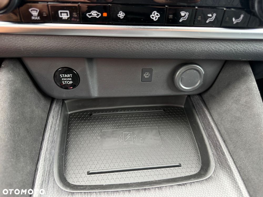 Nissan Qashqai 1.3 DIG-T MHEV Tekna+ Xtronic - 23