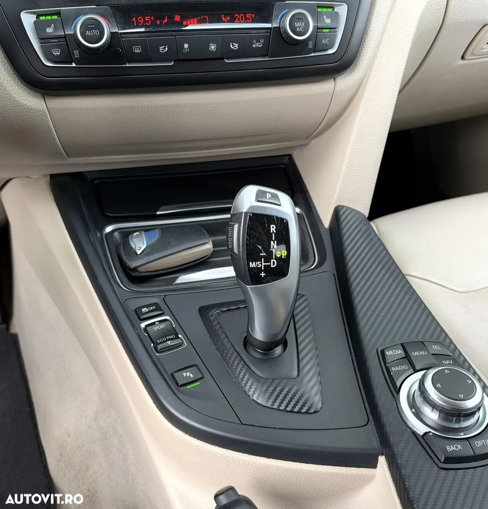 BMW Seria 3 - 30