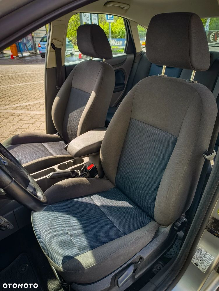 Ford Focus 1.8 TDCi FX Silver / Silver X - 11