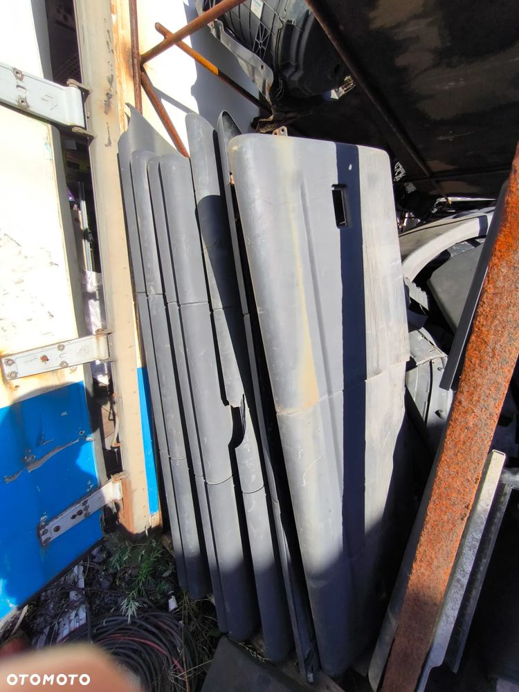 Zabudowa Miedzyosiowa Scania R, 4 spoiler osłona - 2