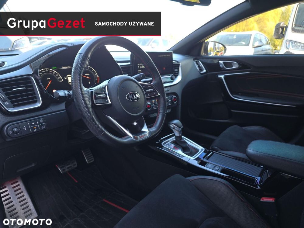 Kia ProCeed 1.6 T-GDI GT DCT - 9