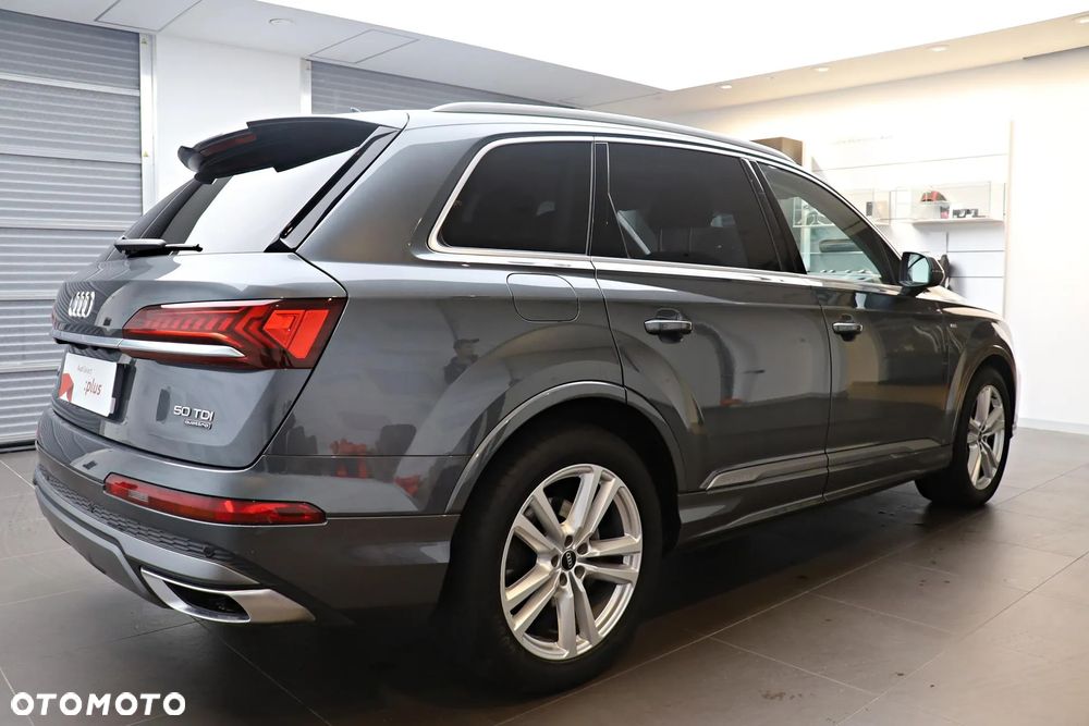 Audi Q7 - 10