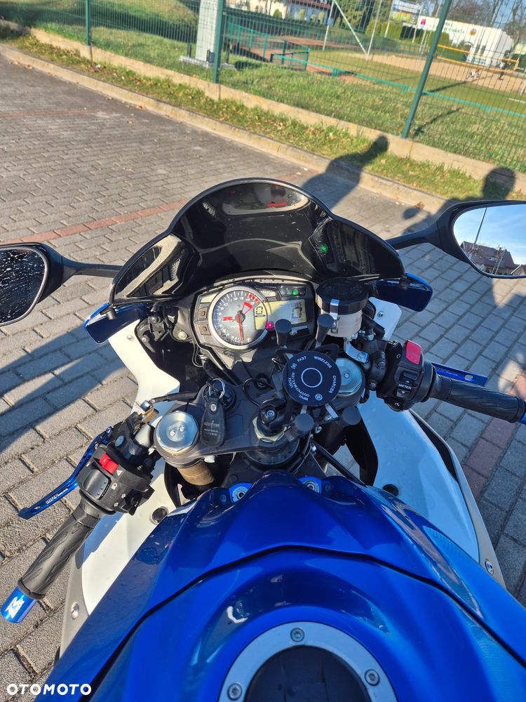 Suzuki GSX-R - 4