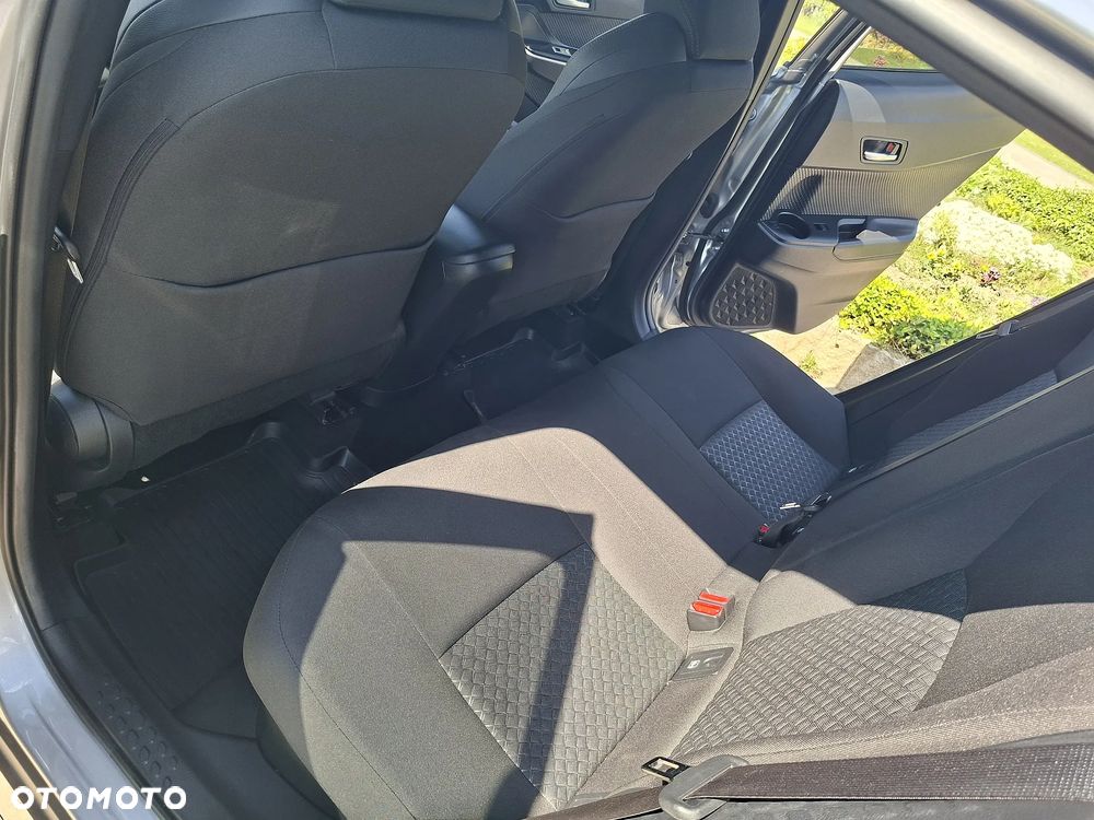 Toyota C-HR - 32