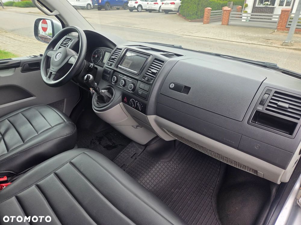 Volkswagen Transporter - 8