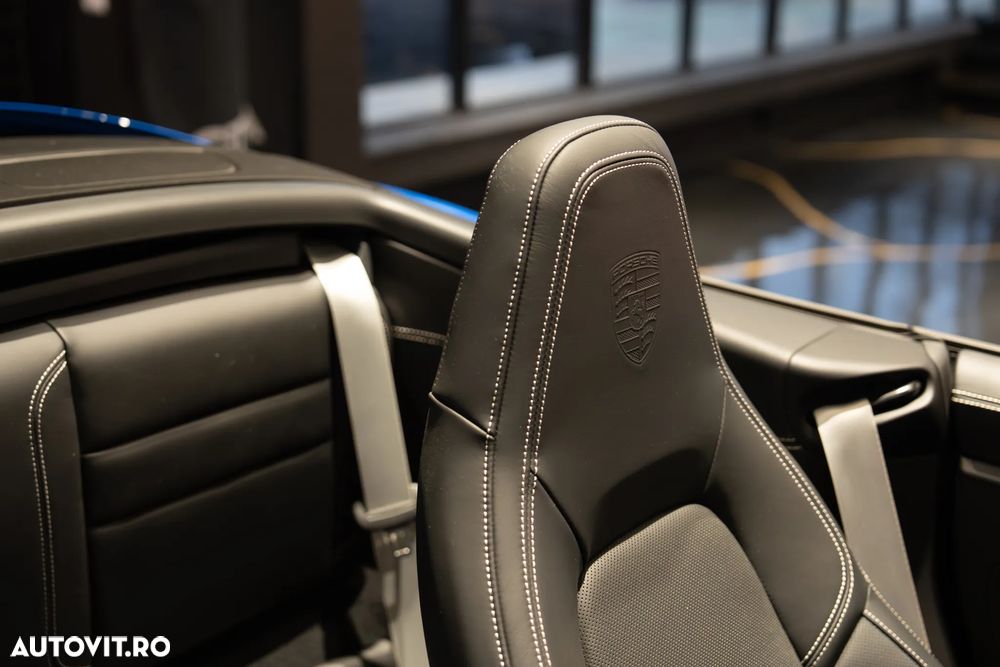 Porsche 911 Carrera PDK - 7