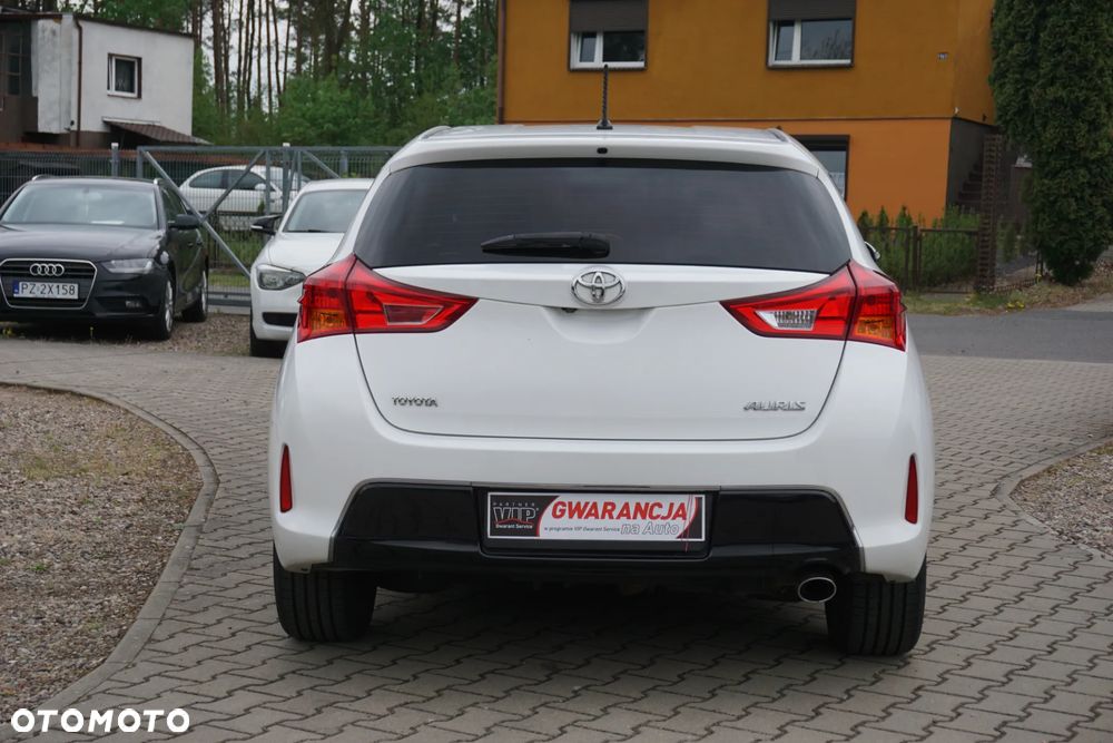 Toyota Auris 2.0 D-4D Comfort - 4