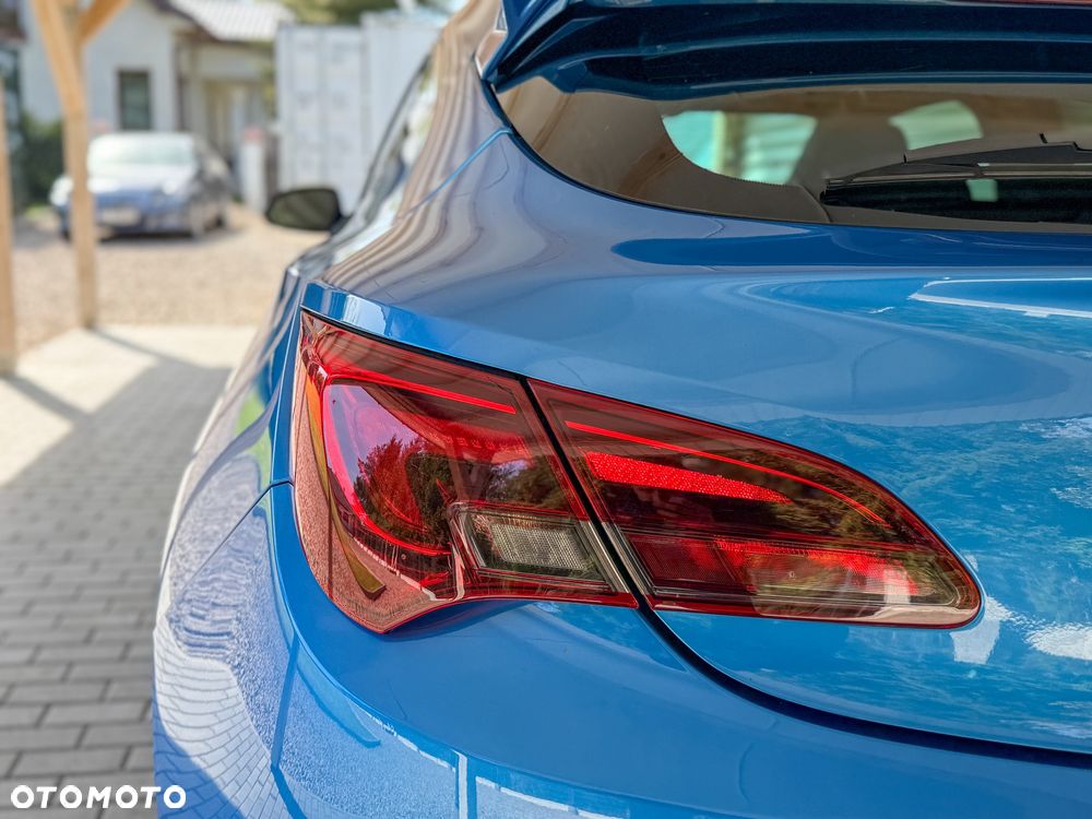 Opel Astra OPC - 17