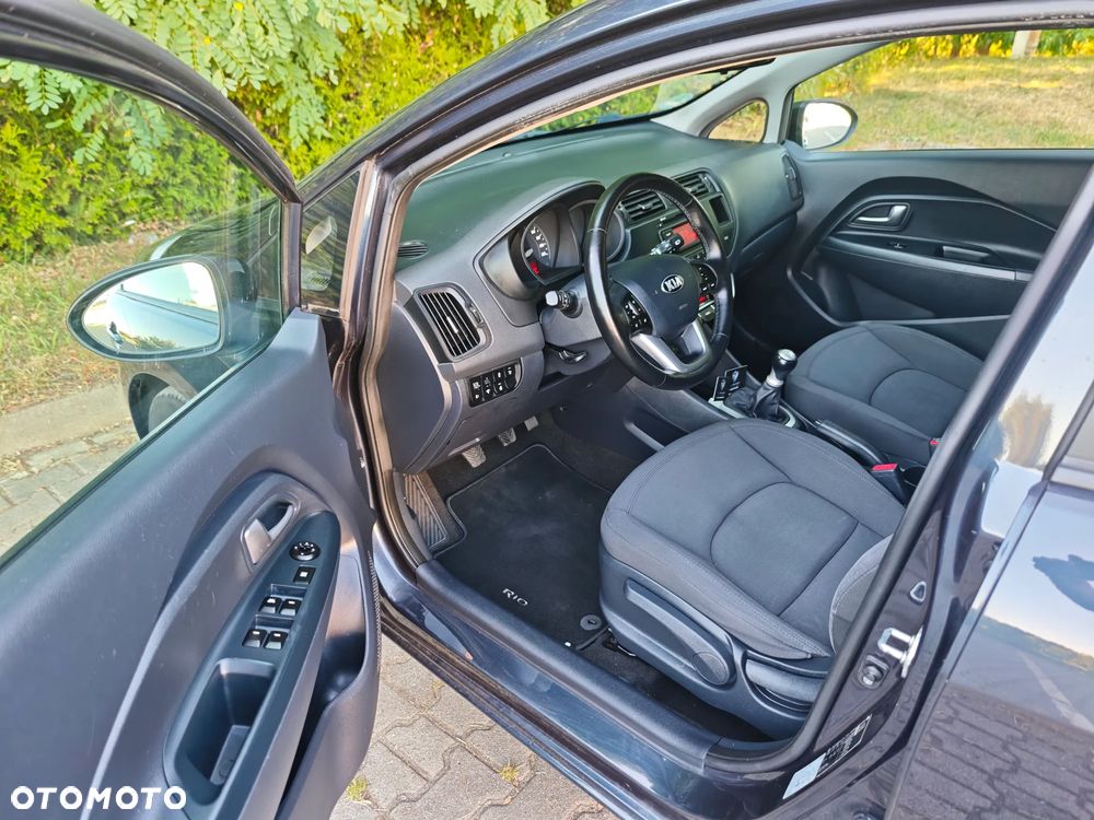 Kia Rio 1.2 XL - 7