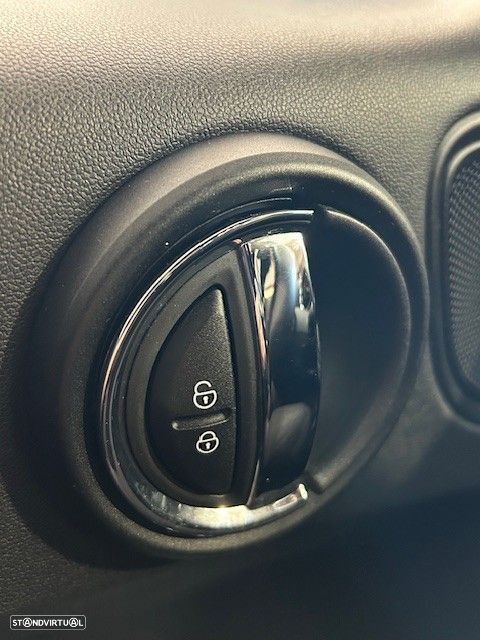 MINI Countryman One D Sport Edition - 11