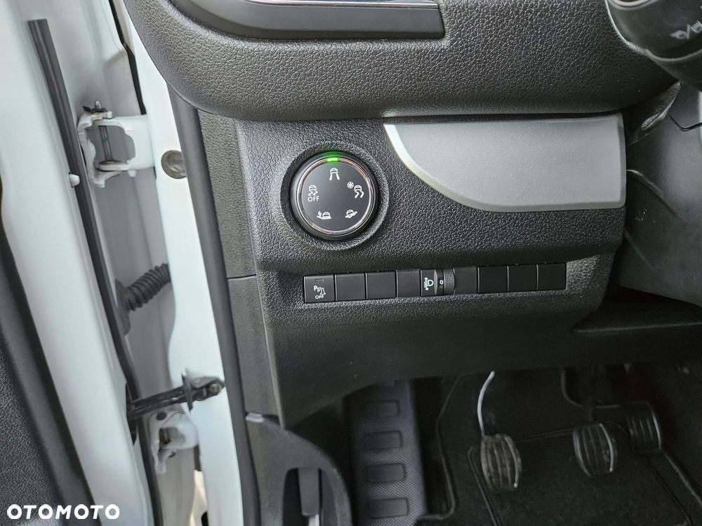 Opel Vivaro - 11