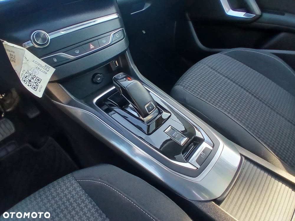 Peugeot 308 1.5 BlueHDi Allure Pack S&S EAT8 - 33