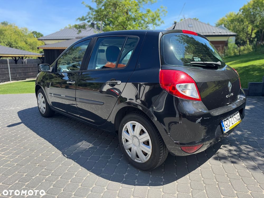 Renault Clio - 5