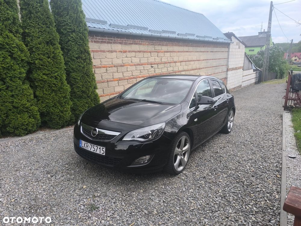 Opel Astra 1.4 Turbo Cosmo - 1