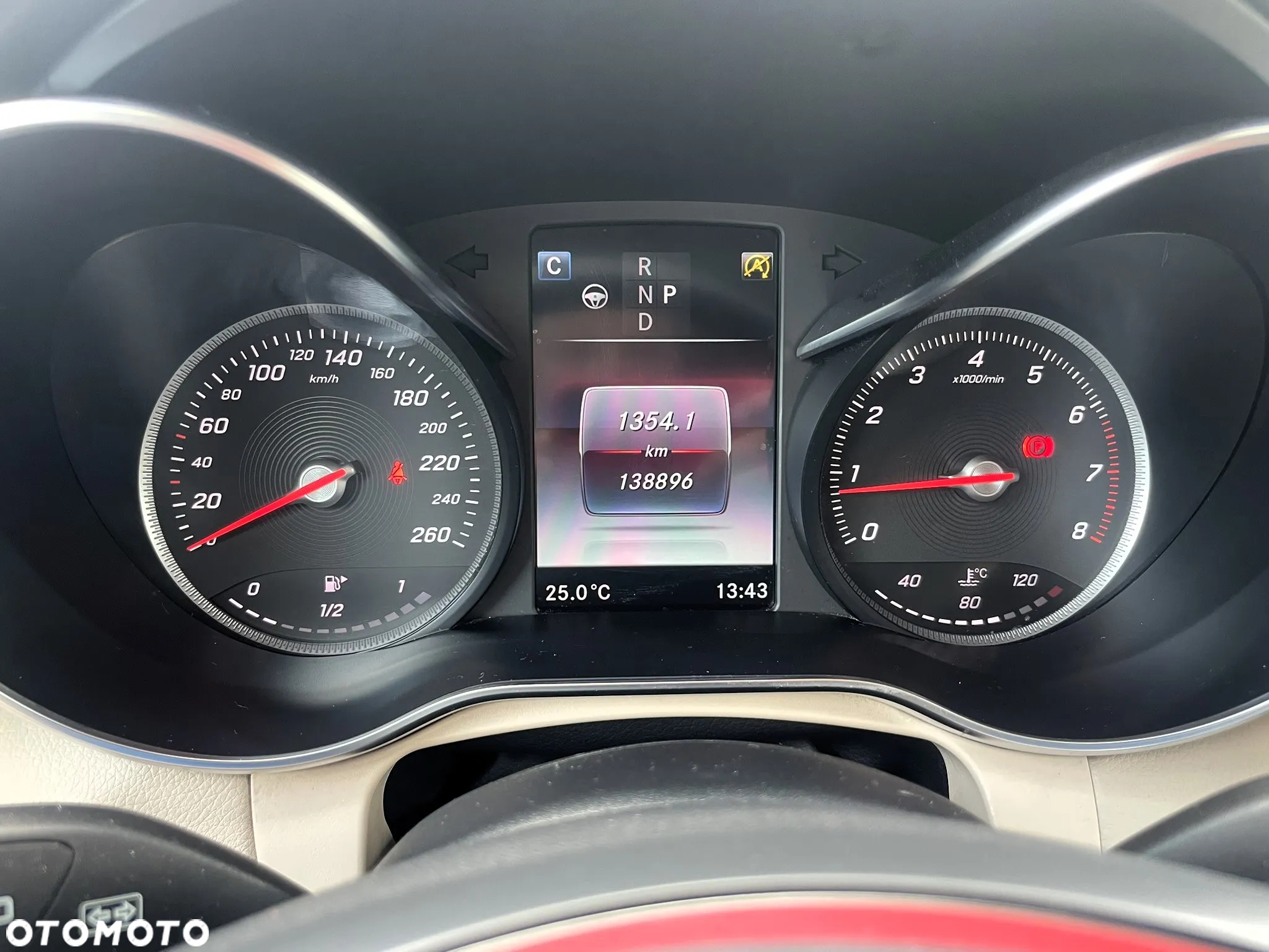 Mercedes-Benz GLC 250 4-Matic - 17