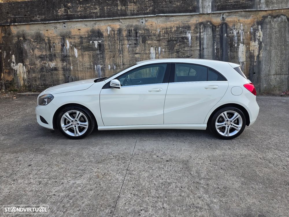 Mercedes-Benz A 220 CDI BE Urban Aut.113g - 3
