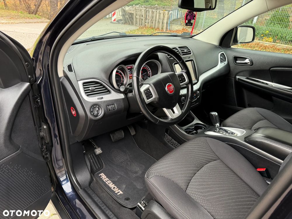 Fiat Freemont 2.0 Multijet Black Code AWD - 27