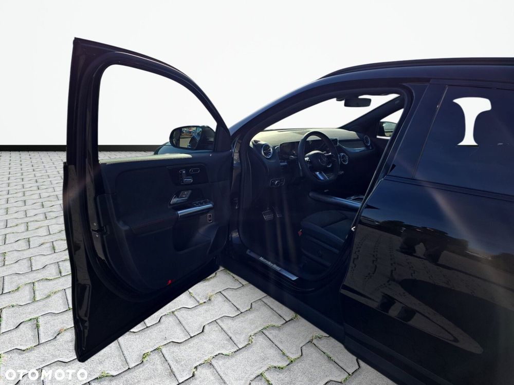 Mercedes-Benz GLA 220 mHEV 4-Matic AMG Line 8G-DCT - 11