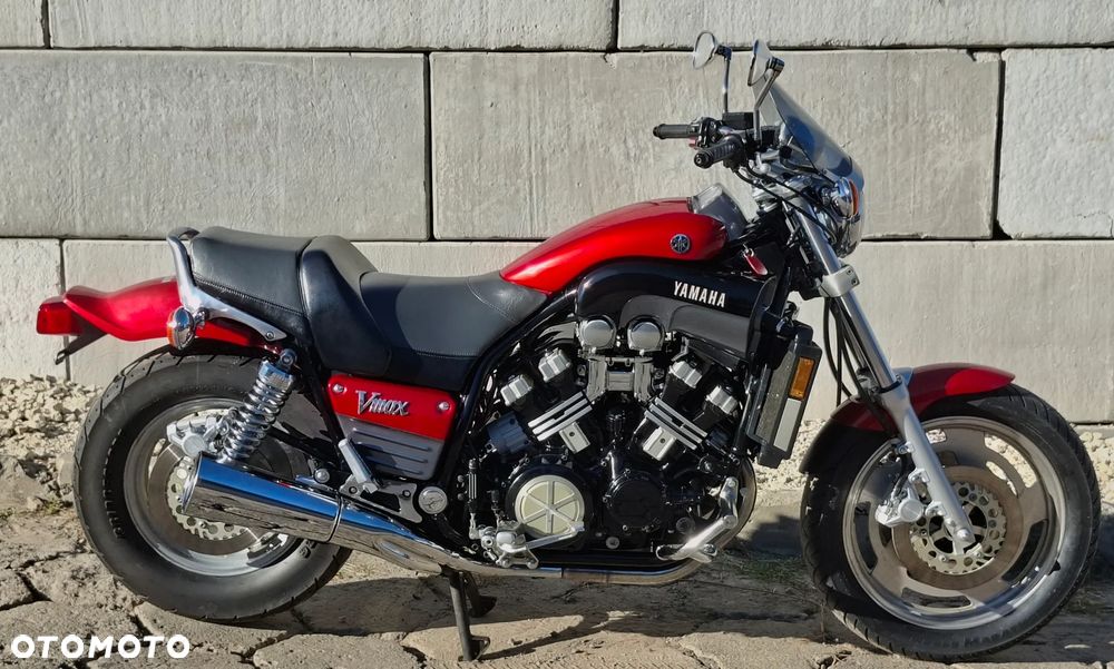 Yamaha V-MAX - 12