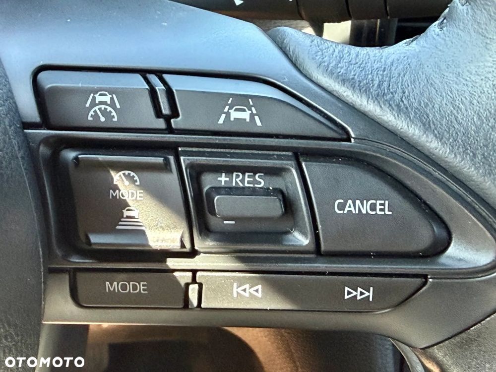 Toyota Yaris Cross Hybrid 1.5 Style - 17