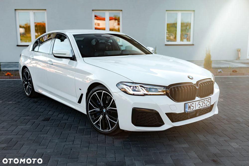 BMW Seria 5 530d xDrive mHEV sport - 4