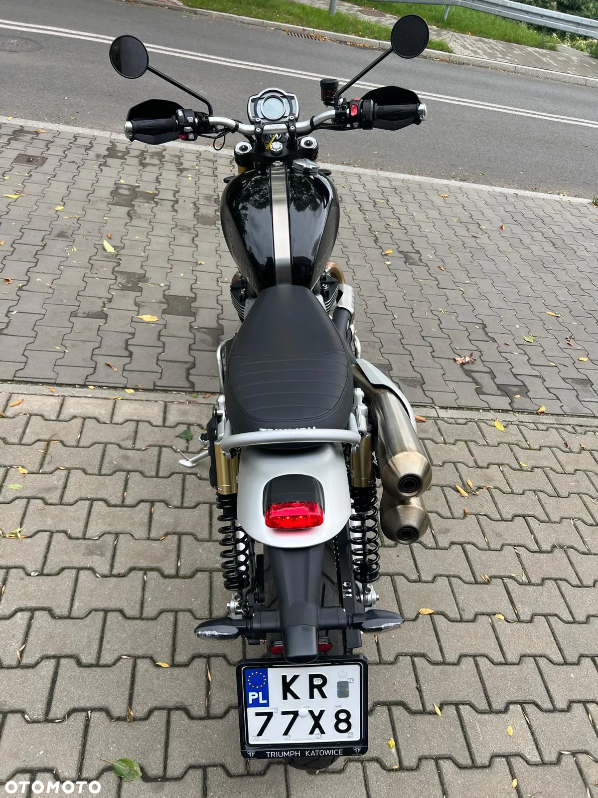Triumph Scrambler - 9