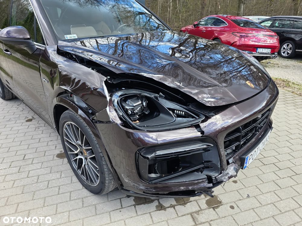 Porsche Cayenne E-Hybrid Platinum Edition - 3