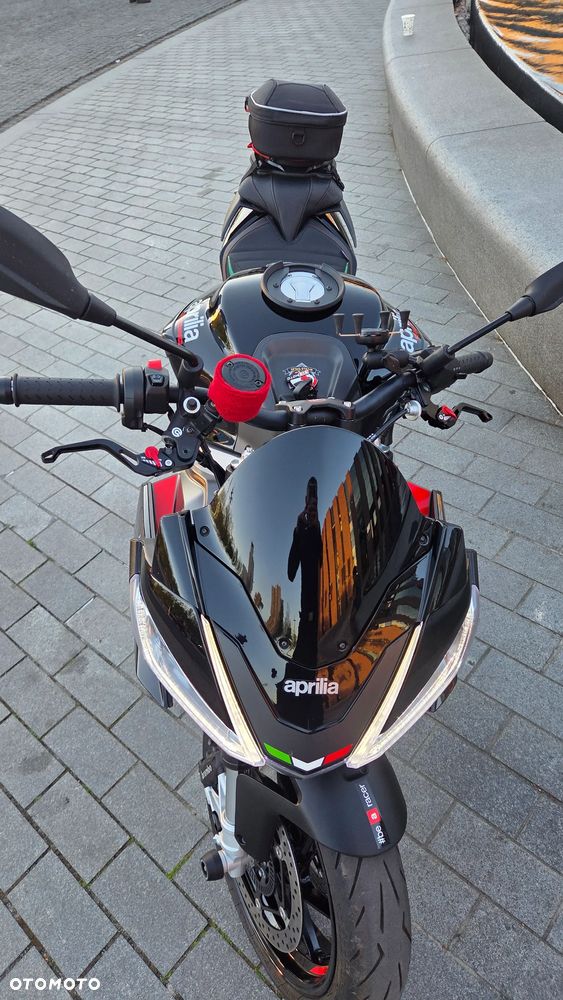 Aprilia Tuono - 10
