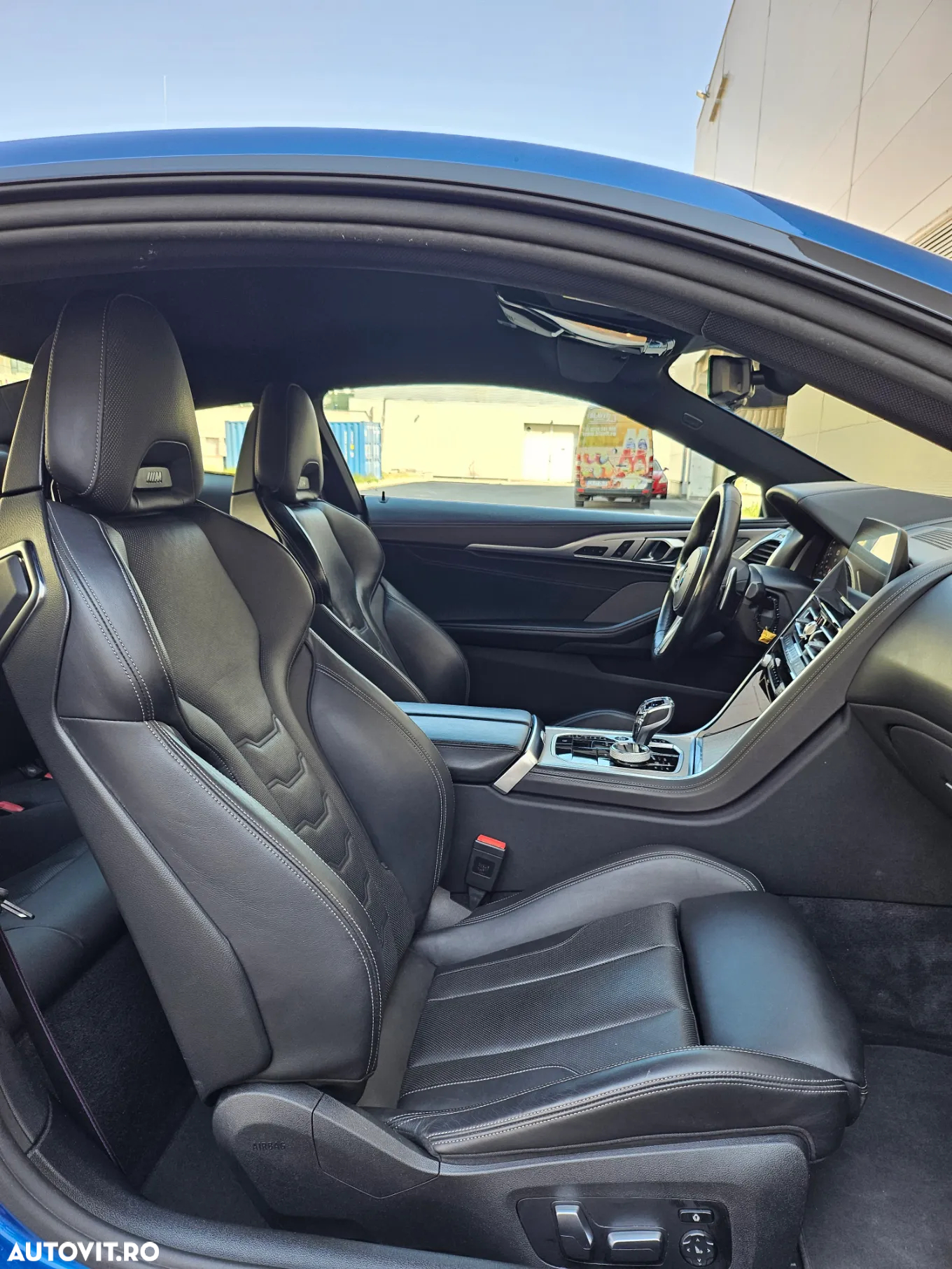 BMW M8 M850i xDrive - 10