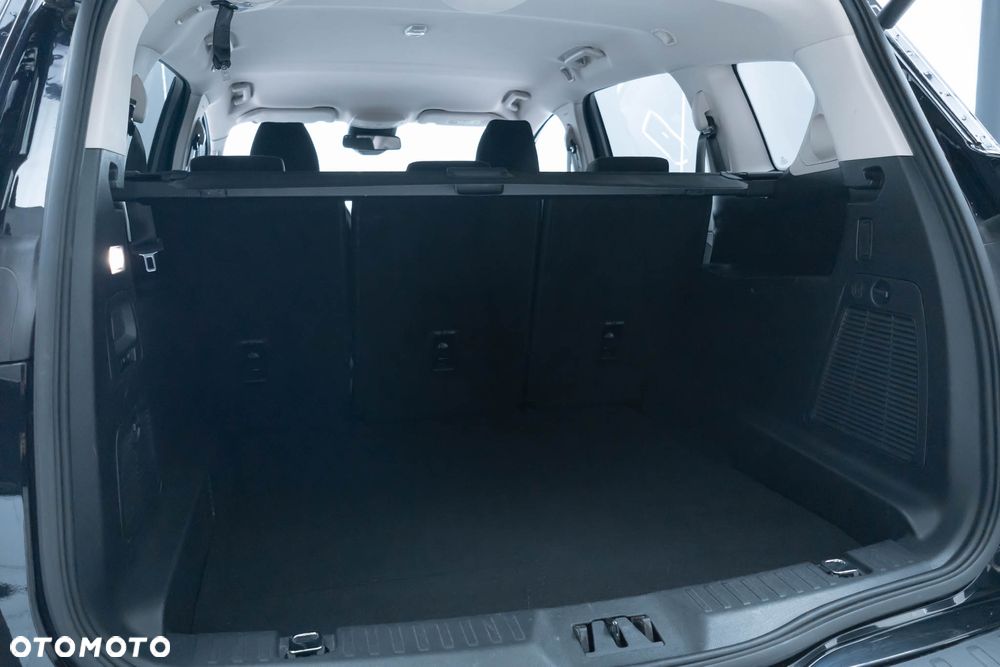 Ford S-Max 2.5 Duratec FHEV TITANIUM - 37