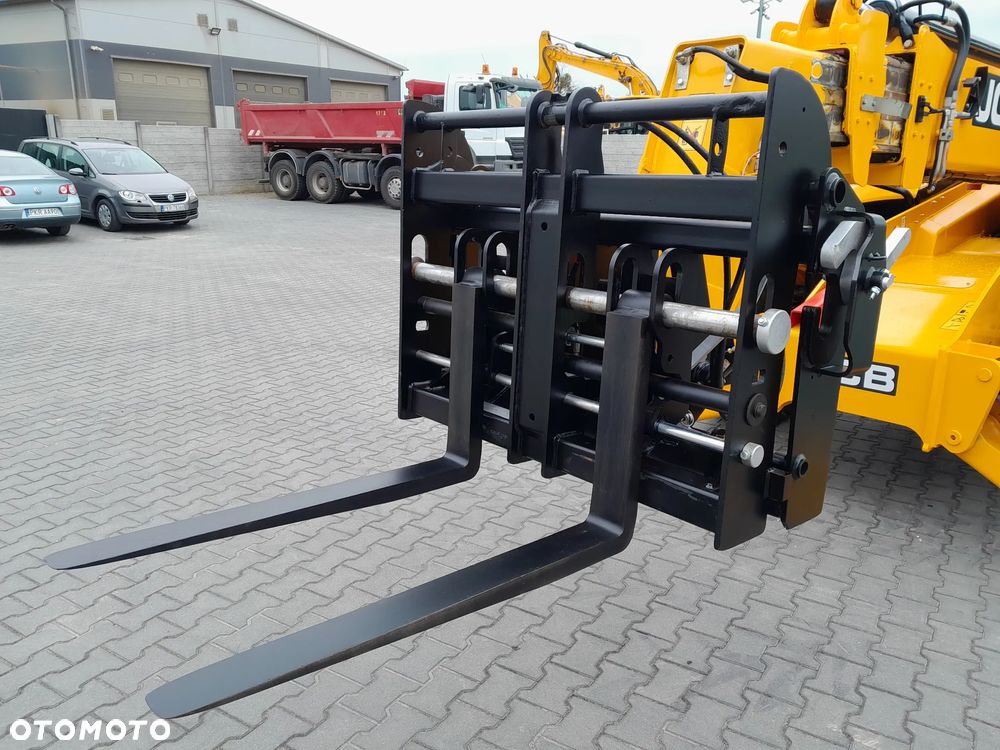 JCB 540-140 2022r - 20