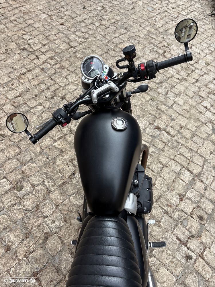 Triumph Street Twin - 5
