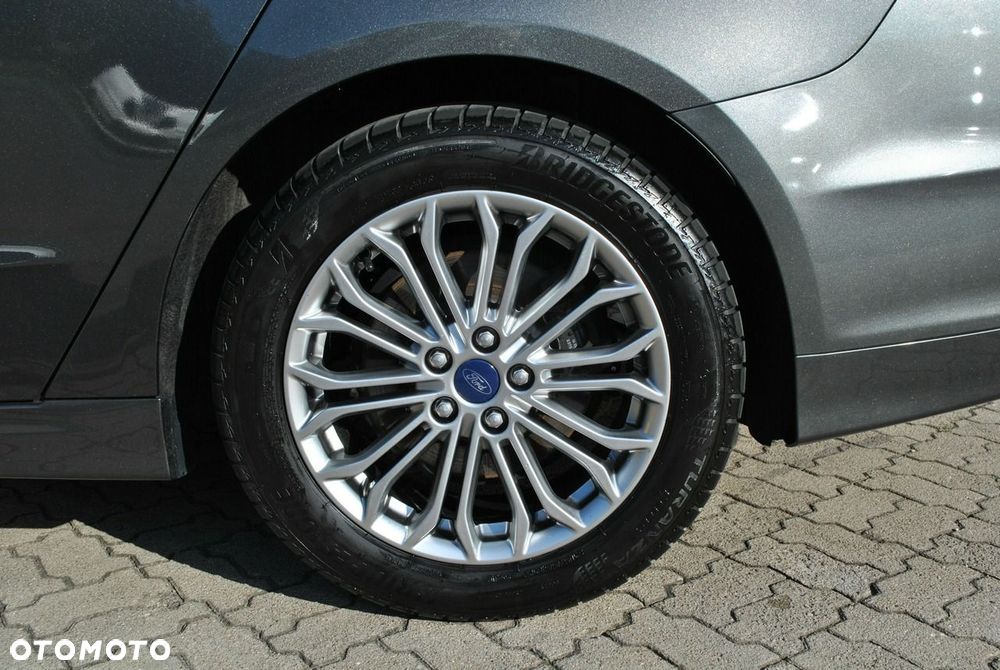 Ford Mondeo 2.0 EcoBlue Titanium - 27