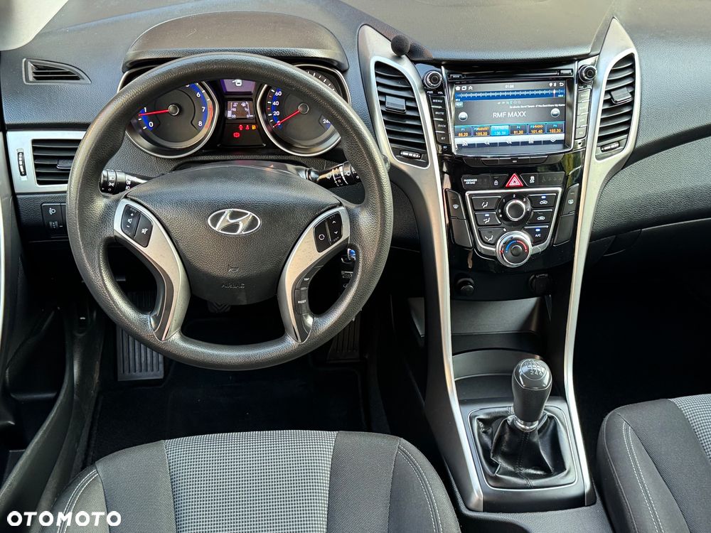 Hyundai i30 1.4 Passion - 14