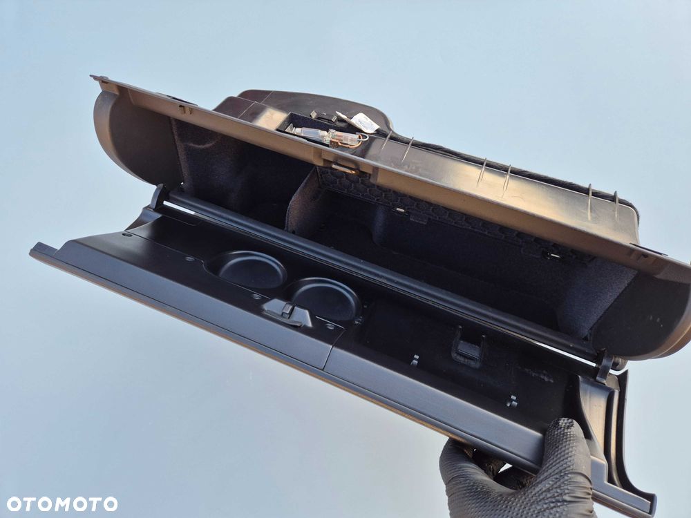 Czarny Schowek Pasażera Audi A3 8L LIFT 00-03r Europa - 8