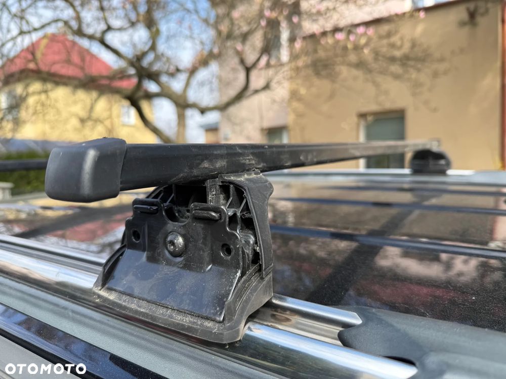 Jeep Cherokee V 2014-   bagażnik dachowy oryginał Thule klucz alu - 7