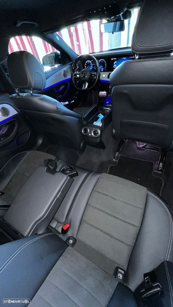 Mercedes-Benz E 300 9G-TRONIC AMG Line - 25