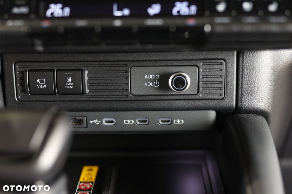 Toyota Land Cruiser - 32