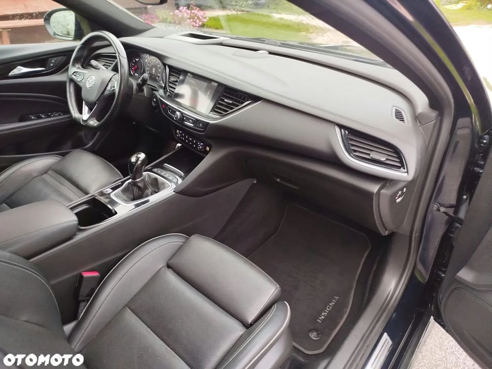Opel Insignia 2.0 CDTI ecoFLEX Start/Stop Business Innovation - 17