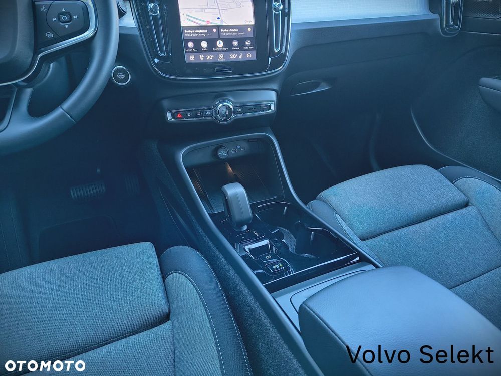 Volvo XC 40 - 28
