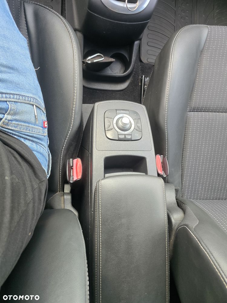 Renault Scenic - 17