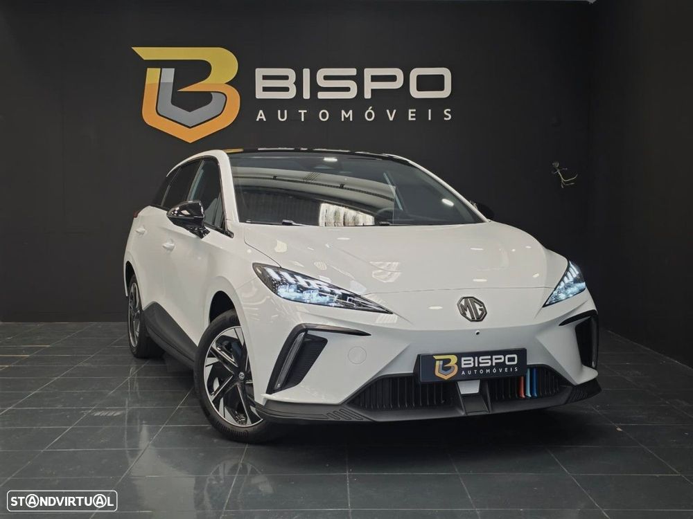 MG MG4 64 kWh Luxury - 2