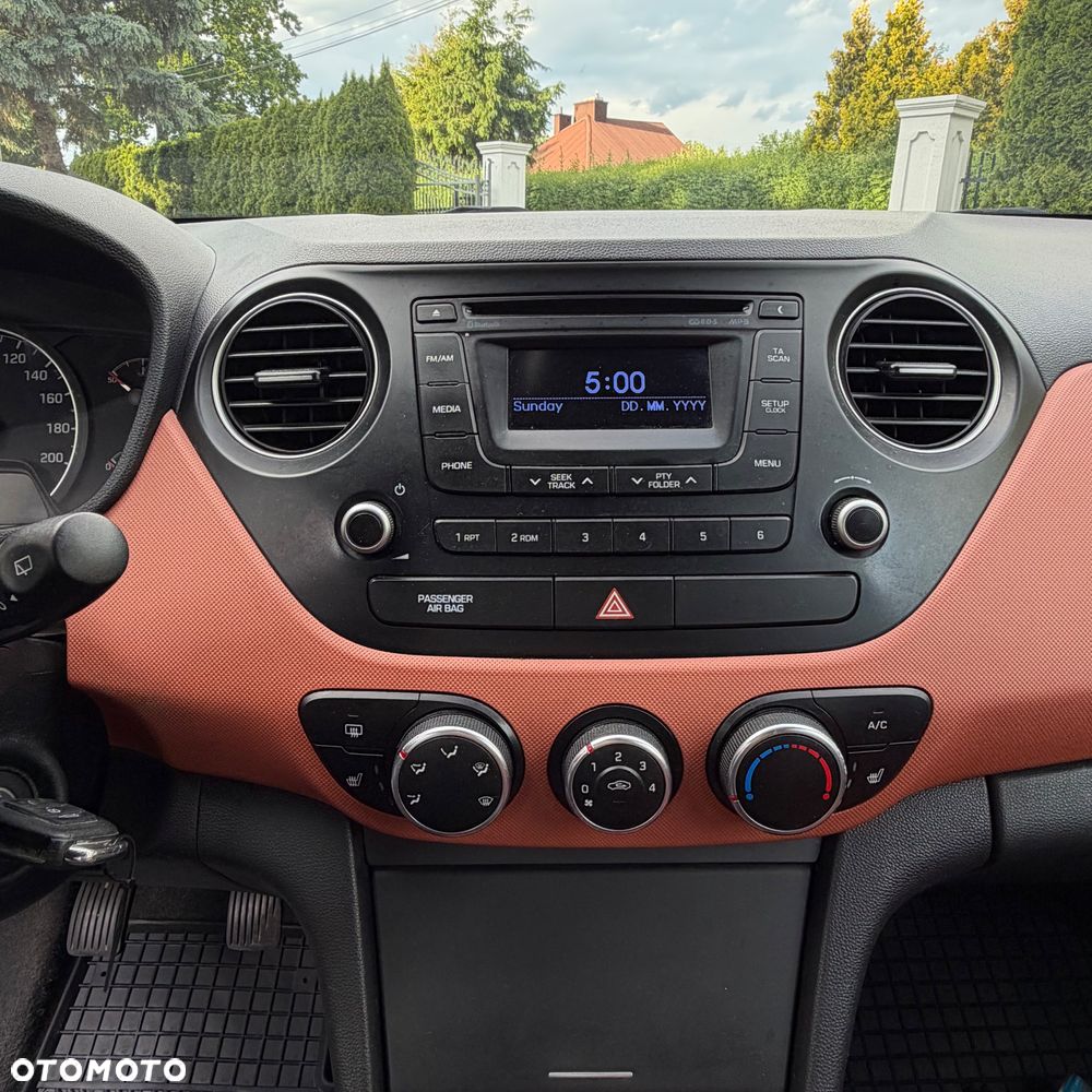 Hyundai i10 1.1 Premium - 13
