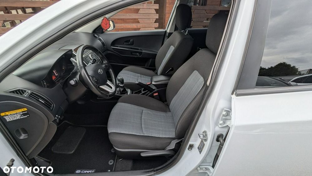 Kia Ceed 1.4 M - 16