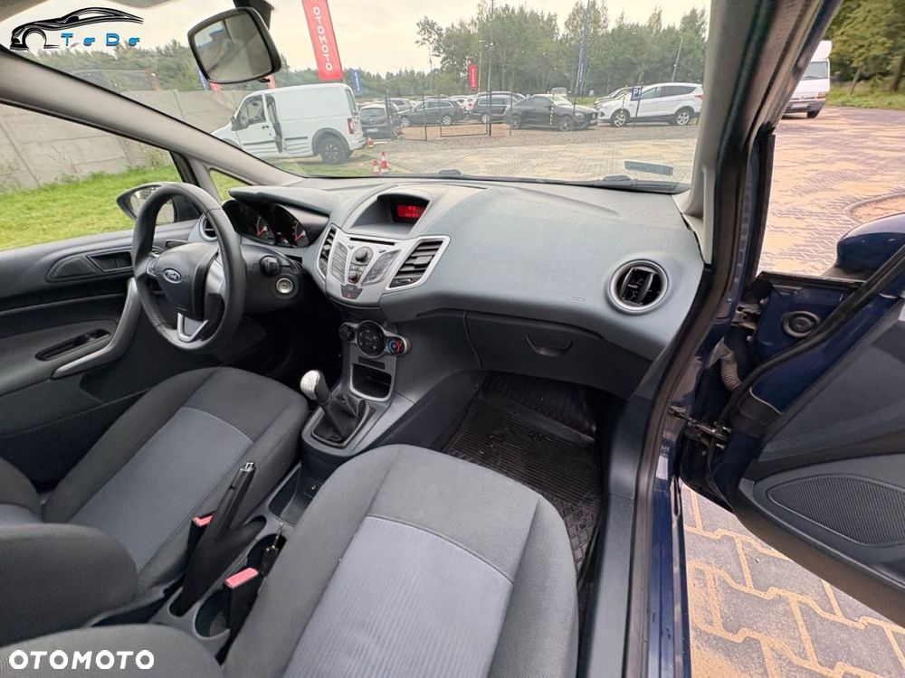 Ford Fiesta 1.25 Titanium - 31