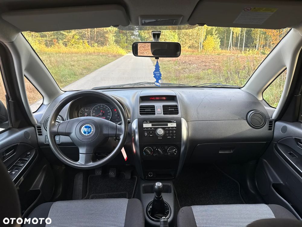 Fiat Sedici - 16
