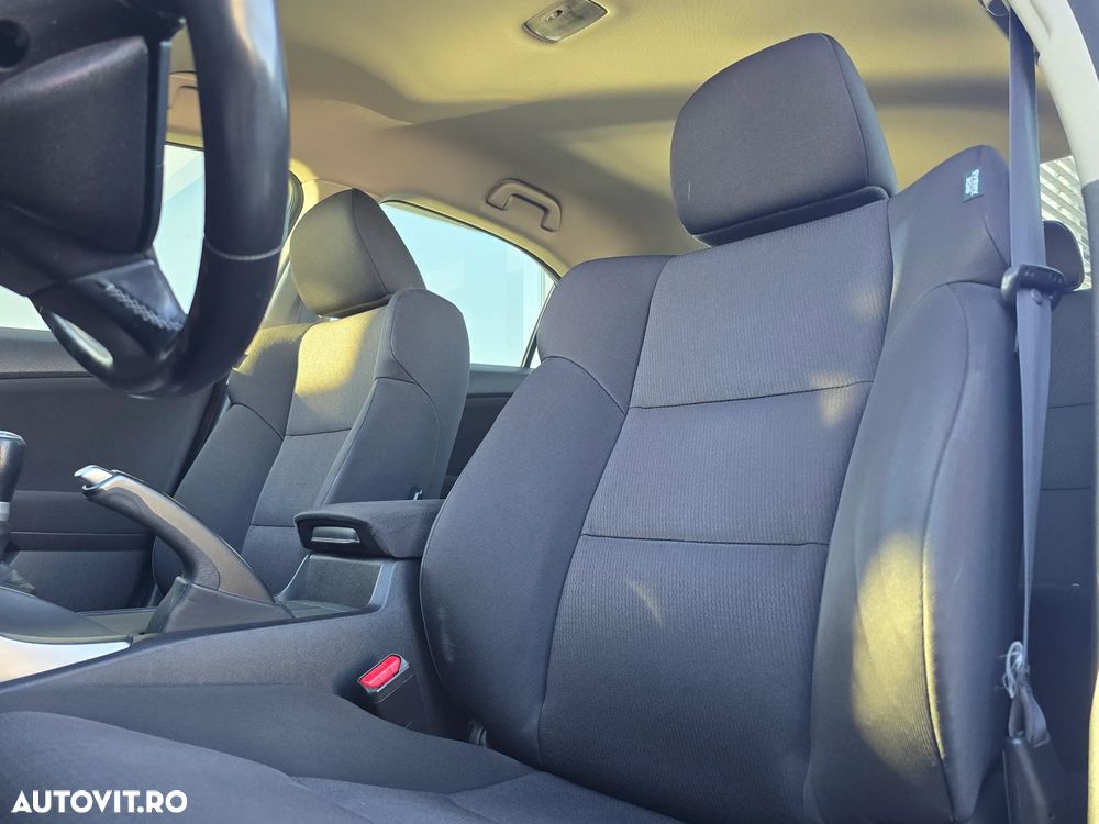 Honda Accord 2.2 i-DTEC MT Elegance - 13