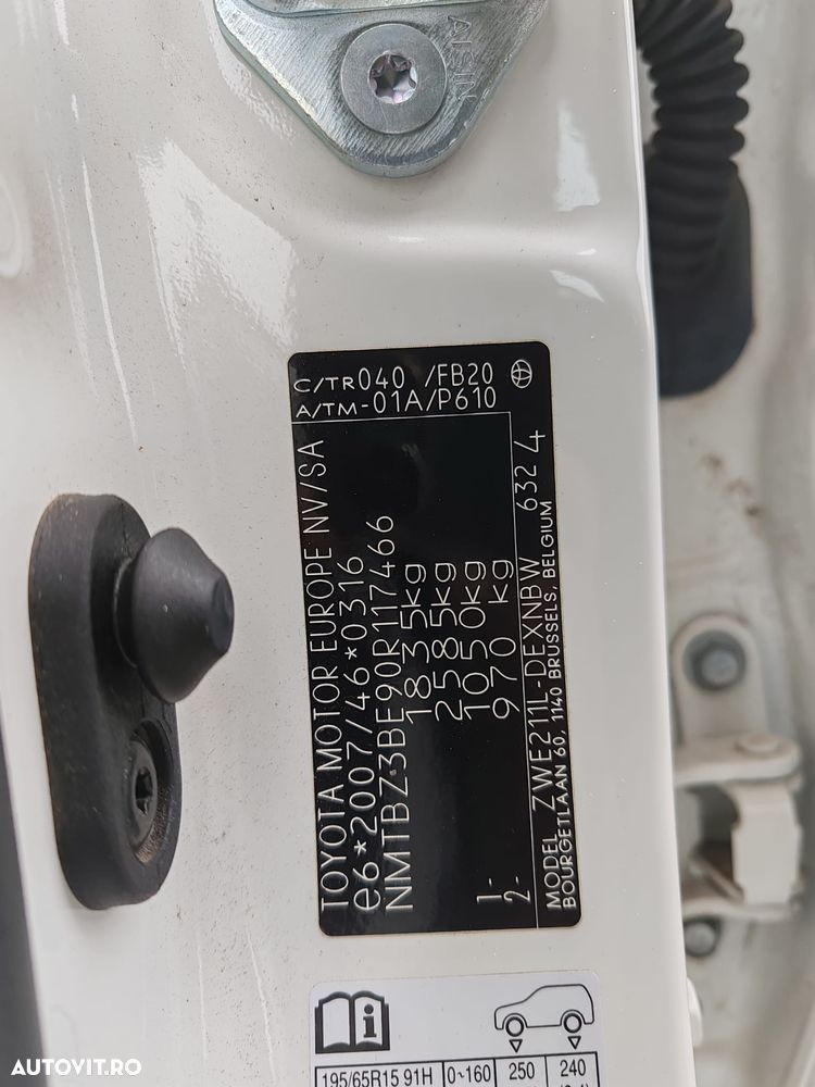 Toyota Corolla 1.8 HSD Business - 20