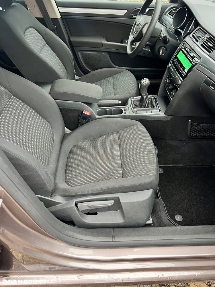 Skoda Superb 1.4 TSI Comfort - 11